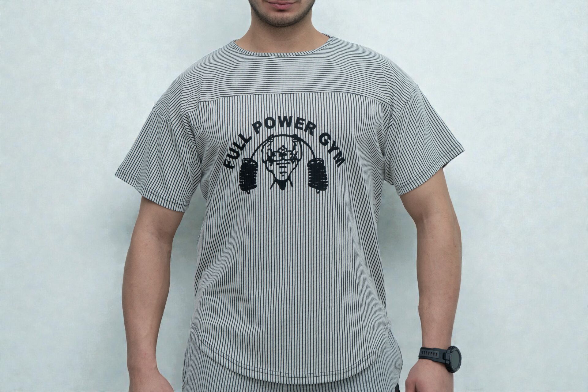 FULLPOWERGYM GRİ SPORCU ÜSTÜ