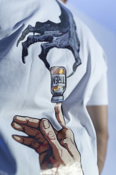 BEYAZ OVERSİZE BASKILI TİŞÖRT